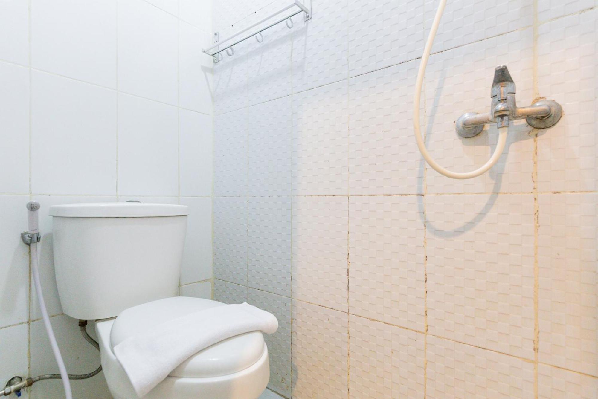Reddoorz Plus Syariah Near Mall Pondok Indah Jakarta Luaran gambar